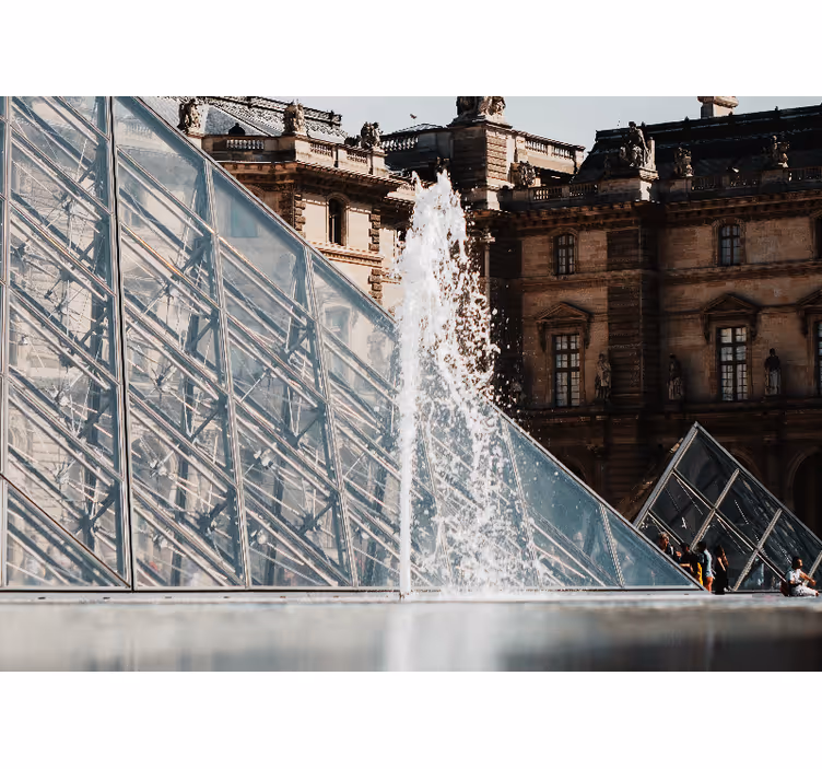 Pyramida fontána splash Fototapeta a nástěnné malby - TenStickers