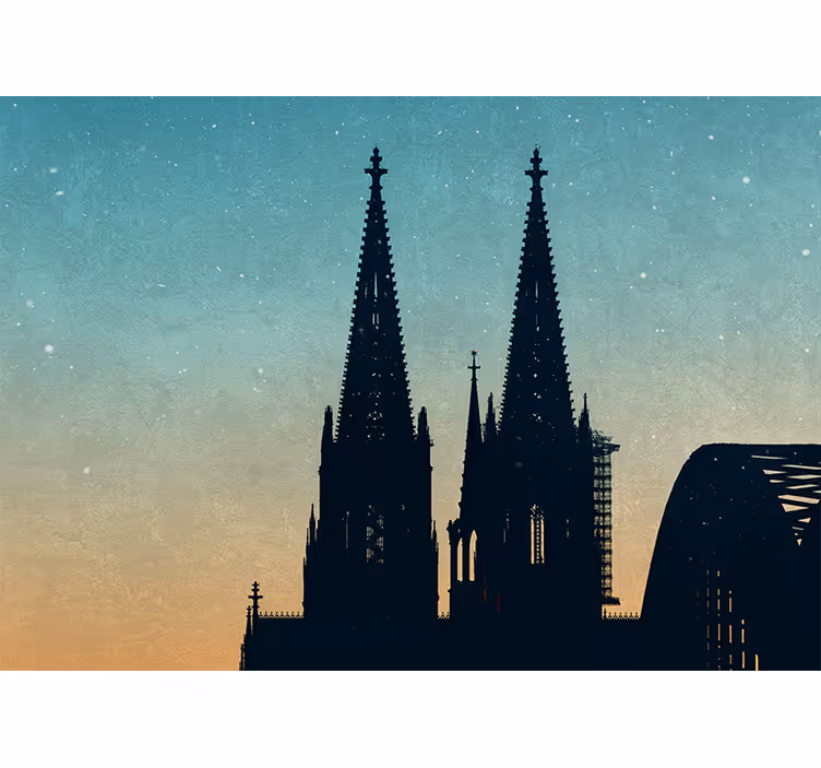 Siluety katedrálních věží Fototapeta pro město a zemi - TenStickers