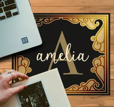 Podložka pod myš se jménem elegantní monogram - TenStickers