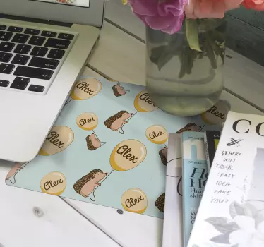 Podložka pod myš se jménem ježek s balónky - TenStickers