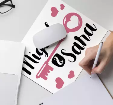 Podložka pod myš se jménem klíčová milostná historie - TenStickers