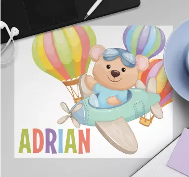 Roztomilý medvěd v letadle s balónky na zakázku - TenStickers