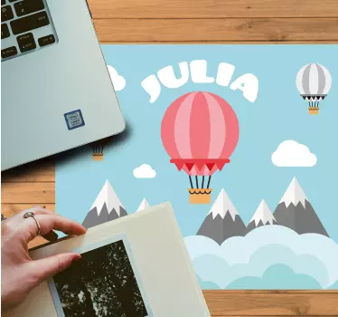 šedé a růžové hory a balónky vlastní mousemats - TenStickers