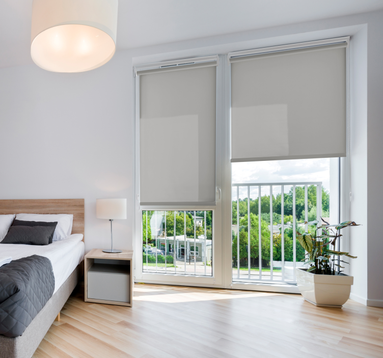 šedá průsvitná roleta do obývacího pokoje - TenStickers