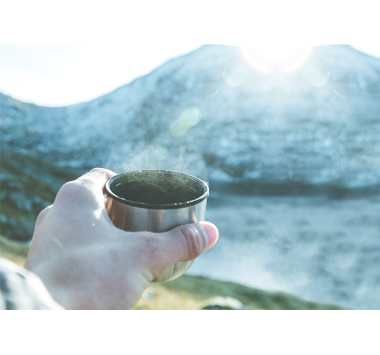 Fototapeta lidí s nápojem v ruce - TenStickers