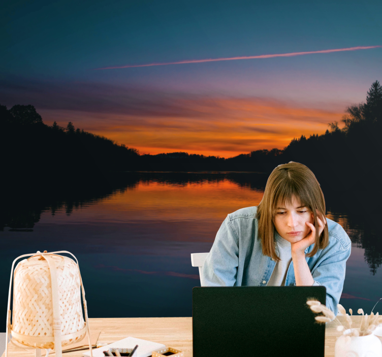 Fototapeta poklidný západ slunce nad jezerem - TenStickers