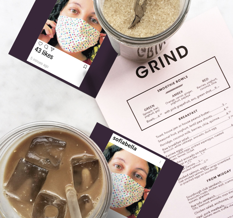 Instagram s fotografickými a textovými vlastními táckami - TenStickers