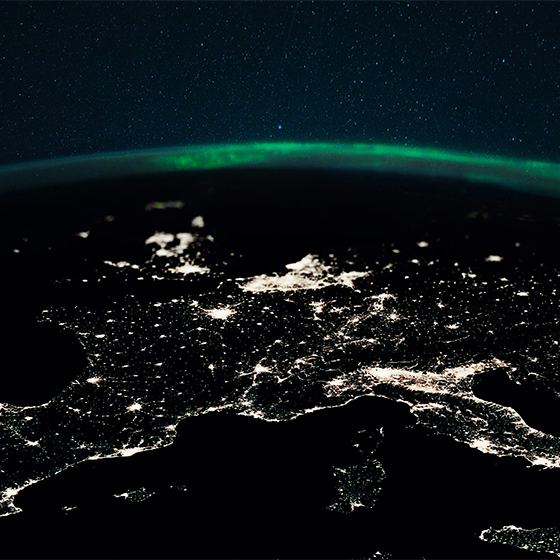 Plakát mapy světa noční pohled z výšky - TenStickers