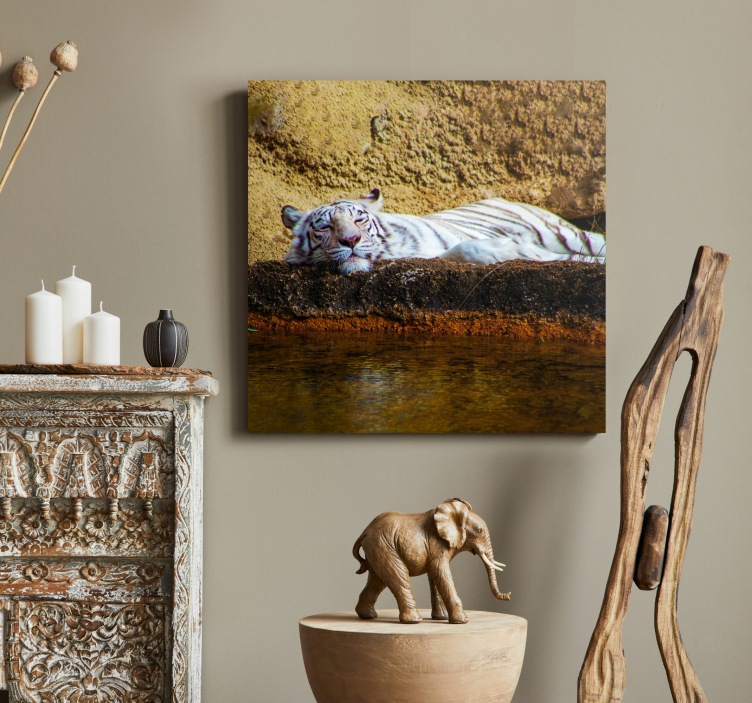 Tygr odpočívá zvířecí obrazy na plátně - TenStickers