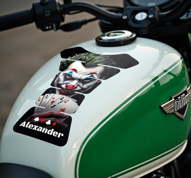 Padouch s pokerovými kartami samolepka na motorku - TenStickers