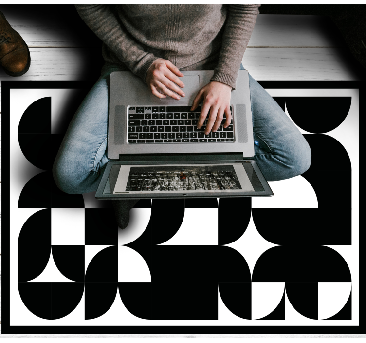 Zakřivené černé tvary Geometrický vinylový koberec - TenStickers